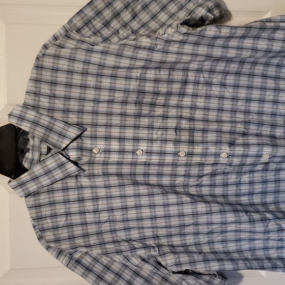 Dockers Men's Gray/Blue Plaid Button Down Short Sleeve Shirt- SizeXL, 17-17 1/2 - Picture 2 of 7